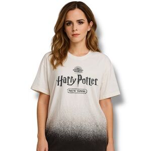 Preloved Harry Potter New York NY Exclusive Colour Pop OMBRE Black/White T-Shirt